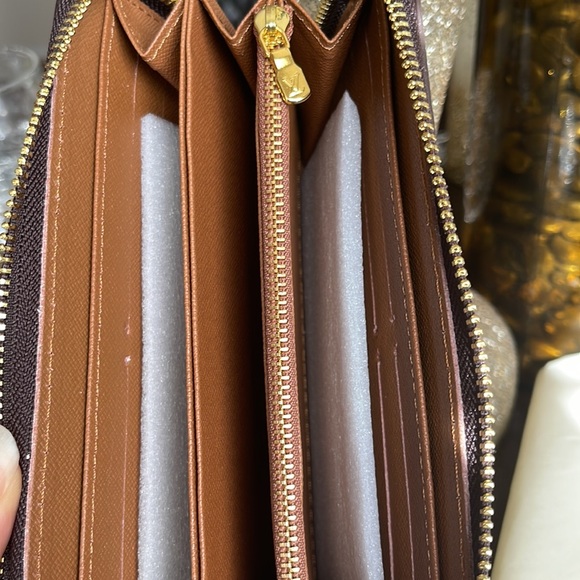 Louis wallets - Picture 4 of 4